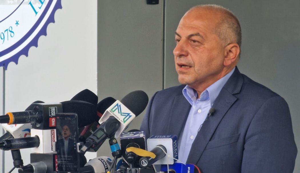 Cîrstoiu spune că a operat și la privat pentru că l-au chemat pacienții, dar susține că nu e în incompatibilitate - catalincirstoiu-t-1713543758.jpg