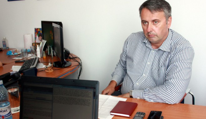 Se mai dă șpagă în Spitalul Județean Constanța? Cât așteaptă bolnavii din Urgență pentru un medic? - catalingrasa3-1374769995.jpg