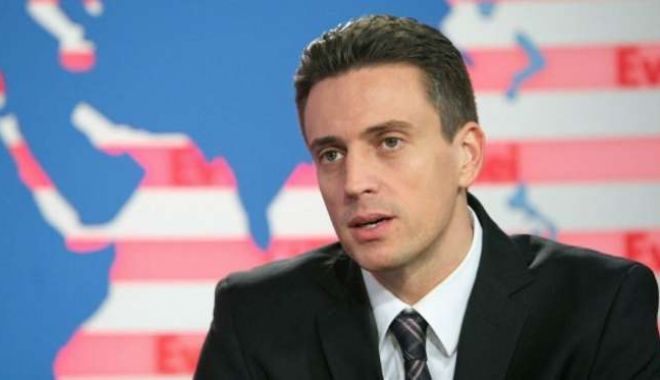 Cătălin Ivan: 