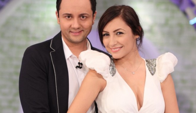 Ce spune Cătălin Măruță despre zvonurile privind divorț de Andra - catalinmarutaandradubai-1397233285.jpg