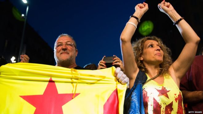Madridul a blocat sistemul electronic de numărare a voturilor în Catalonia - catalonia-1506785115.jpg