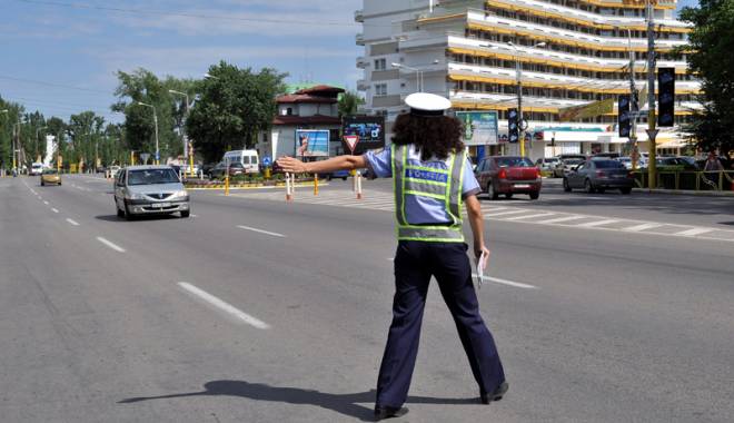 Cât de sigure sunt șoselele din Constanța? Șoferi băuți, drogați și fără permis, lăsați liberi pe străzi - catdesiguresuntsoseleledinconsta-1438623027.jpg