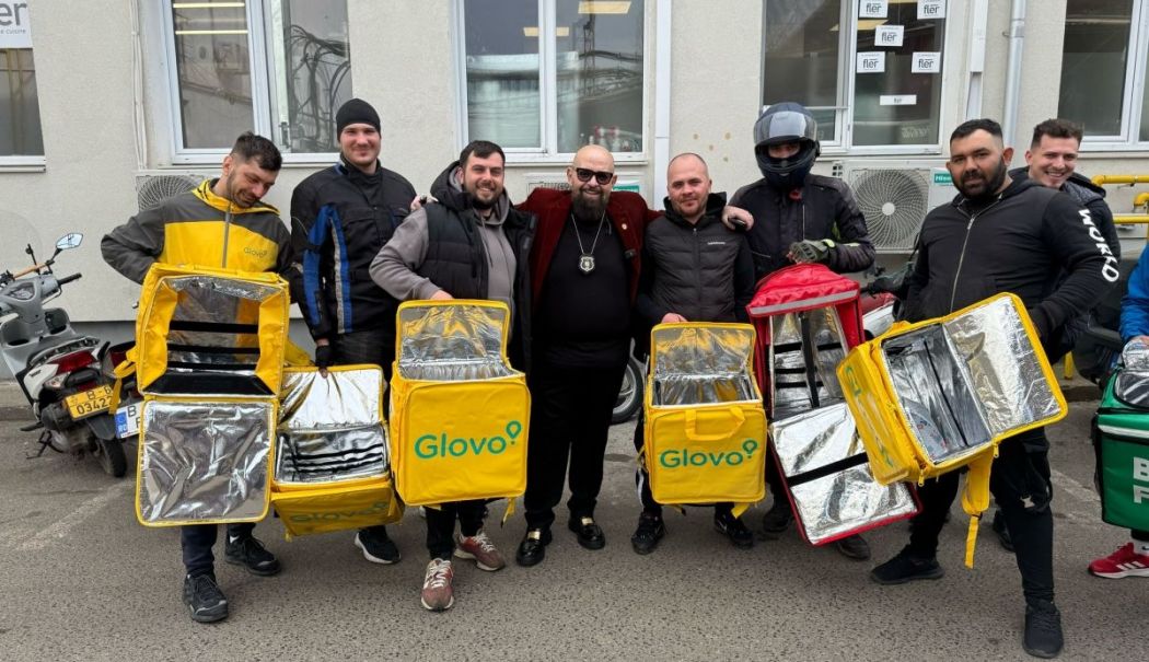 Industria de catering din București, paralizată de Piedone. Scuterele Glovo, trase pe dreapta