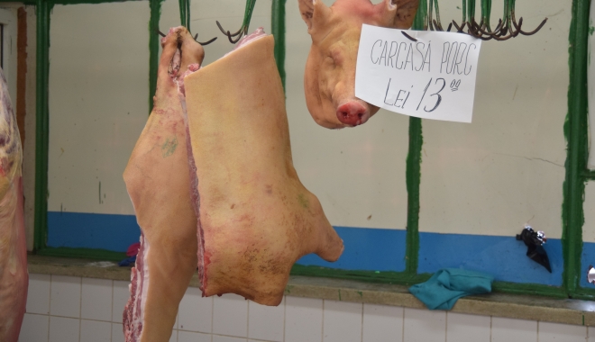 CAZ DE TRICHINELOZĂ, depistat la Poarta Albă! - cazdetrichineloza-1482230092.jpg