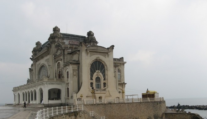 Cui a vrut Mazăre să vândă Cazinoul? - cazino-1326052098.jpg