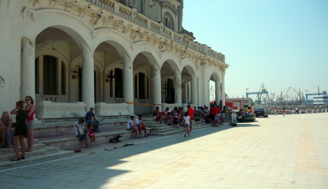Cazinoul Constanța, muzeu sau salon de nunți? - cazino31410280805-1410332026.jpg