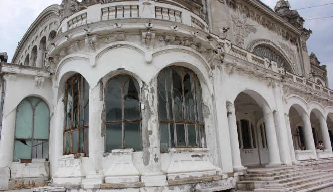 Ministrul Turismului transferă Cazinoul din Constanța în administrarea Primăriei Constanța - cazino57-1346924521.jpg