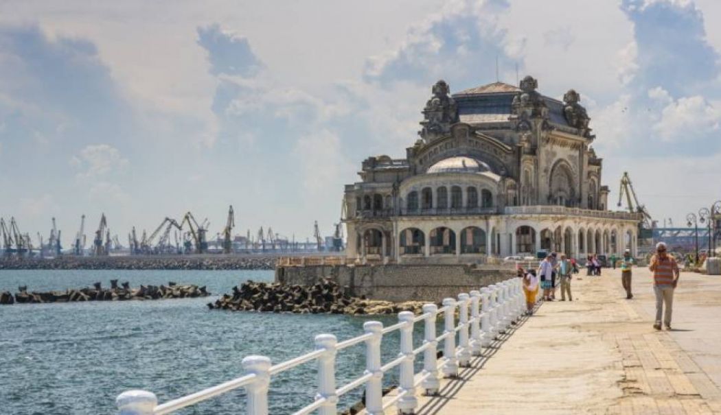 Cazinourile din Constanța: O istorie în documente și fotografii de epocă - cazinou-constanta-1724084357.jpg