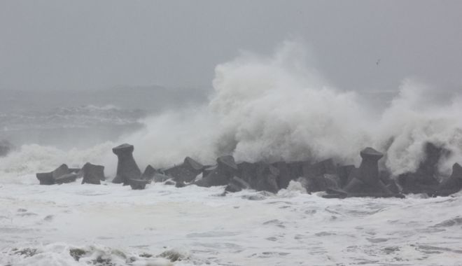 COD GALBEN LA CONSTANŢA! Unde sunaţi în caz că aveţi probleme în contextul avertizării meteo - cazinovalurimarivremeurata271354-1676972563.jpg