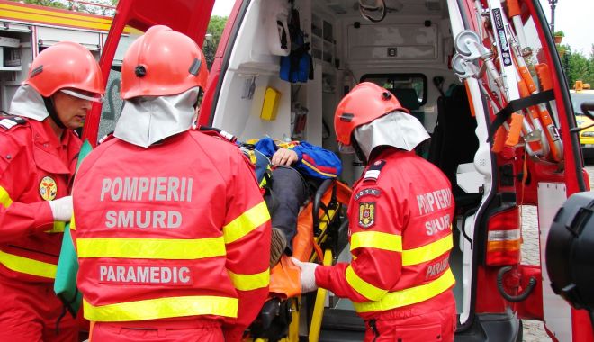 Bărbat căzut de la înălțime, în stațiunea Mamaia. A plecat și elicopterul SMURD - cazut-1538641231.jpg
