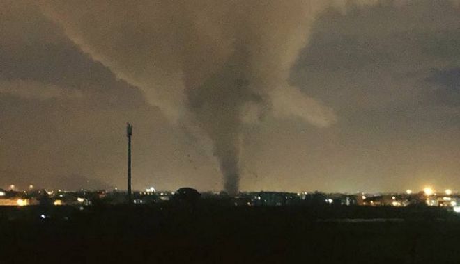 Trei tornade, dintre care una marină, au lovit sudul Italiei într-o singură zi - cb5d20373493829e01a81e795a6980c5-1542785996.jpg