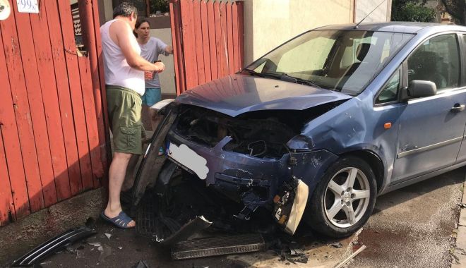 FOTO. Un șofer cu permisul suspedat a făcut ravagii în Constanța, după ce nu a oprit la STOP! - ccc-1532883894.jpg