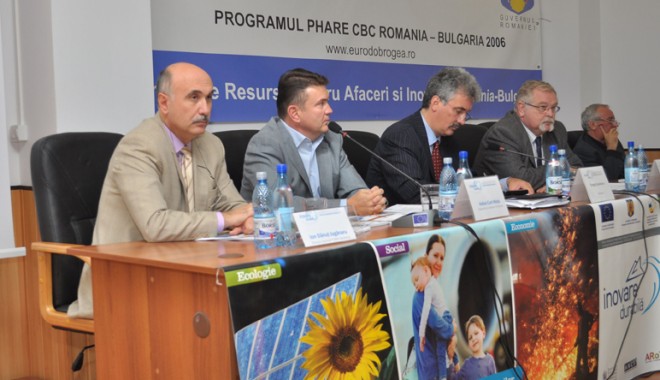 Activitatea de inovare, promovată și la Constanța - ccina-1319827725.jpg