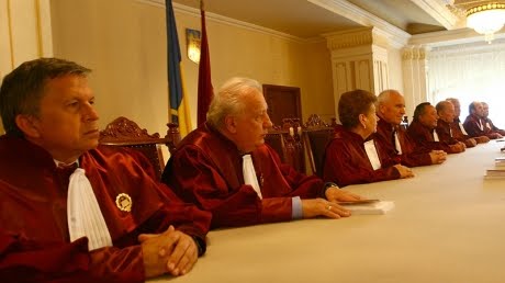 CCR decide astăzi validarea sau invalidarea referendumului - ccr-1343856798.jpg