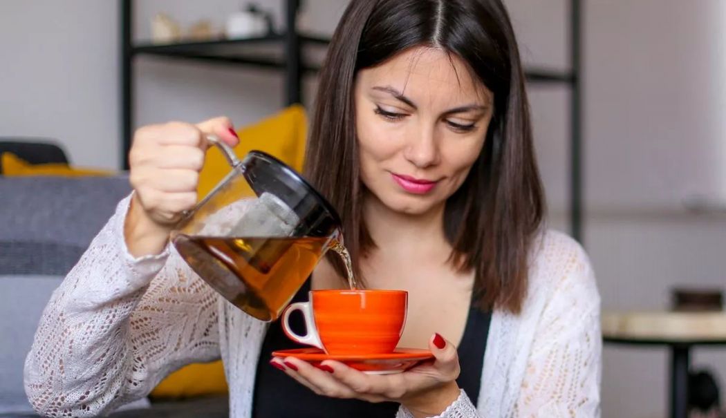 Ceaiuri care ajută la atenuarea durerilor menstruale - ceaiuri-1744112295.jpg