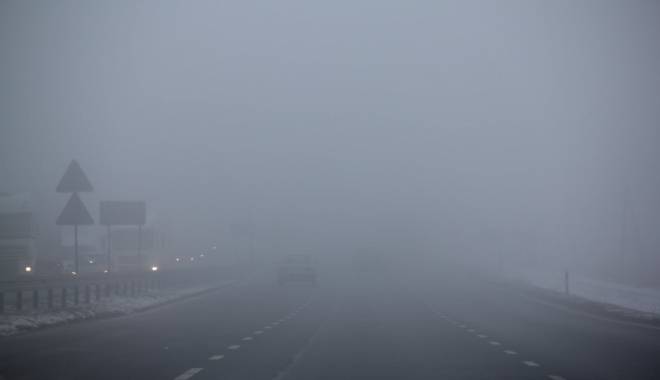 ANM. Cod galben de ceață și burniță, pe Autostrada Soarelui - ceata-1421823378.jpg