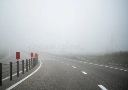 Circulați prudent! Vizibilitate sub 50 de metri pe mai multe autostrăzi - ceata-1772433026.webp