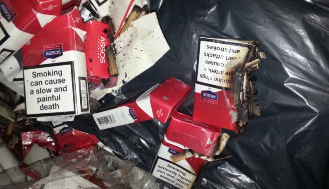 Ce au găsit polițiștii de frontieră acasă la contrabandiștii de țigări - ceaugasitpolitistiiacasacontraba-1389980207.jpg