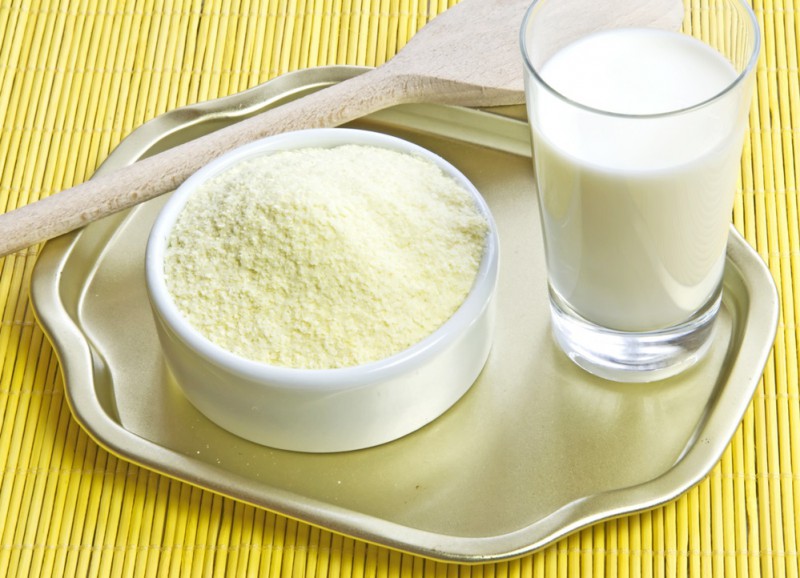 Alertă alimentară în România! Două loturi de lapte praf, contaminate - cecontinelaptelepraf-1770195059.webp
