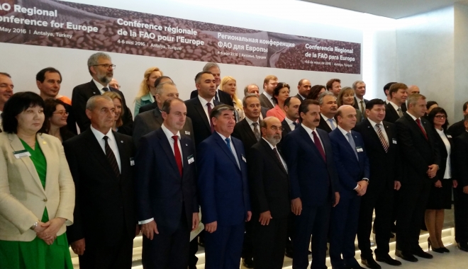 Ce au discutat miniștrii agriculturii la Conferința Regională a FAO - cedaudiscutat-1462527549.jpg