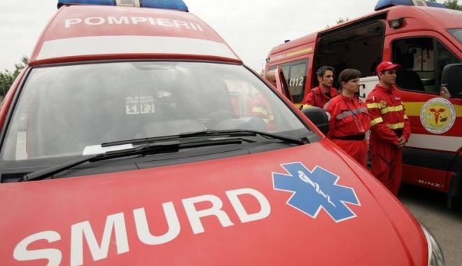 Copil de patru ani aflat pe trotuar, accidentat de un autoturism după ce şoferului i s-ar fi făcut rău la volan - ceedf85e378433a13f263100b0b8dfc7-1667674512.jpg