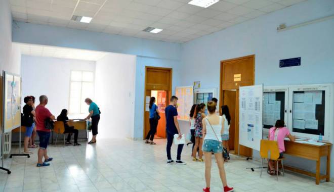 Ce facultăți mai încep admiterea la 
