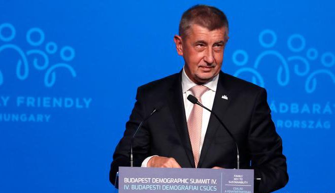Liderul opoziţiei din Cehia, Andrej Babis, ameninţă cu o moţiune de cenzură - cehiamotiune-1660914149.jpg