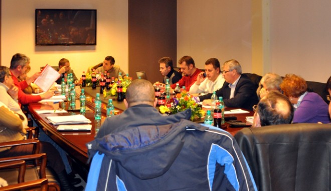 Ce hotărâri au luat consilierii locali din Mangalia - cehotarariauluatconsilieriidinma-1391018996.jpg