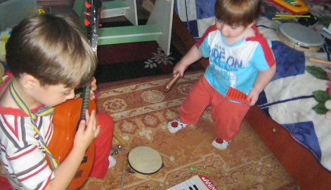 Ce instrument muzical favorizează comunicarea copilului - ceinstrumentmuzical-1400863470.jpg