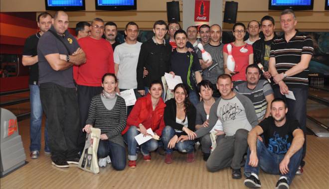 Cel mai tare concurs  de bowling din Constanța - celmai1-1415123182.jpg