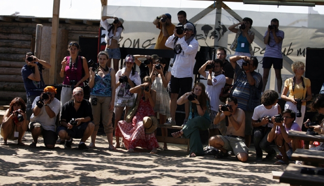 Cel mai mare festival de arte vizuale, la Vama Veche - celmaimarefestival-1470761878.jpg