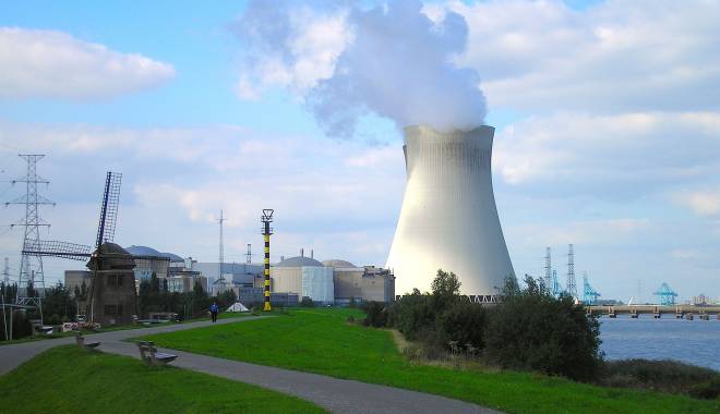 Pană la o centrală nucleară din Belgia - centrala-1451836864.jpg