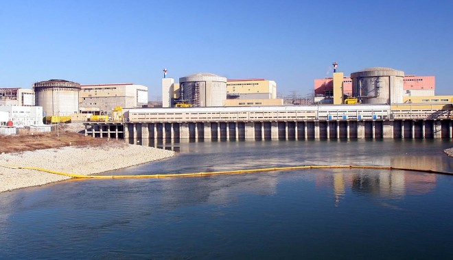 Cât a produs până acum  centrala de la Cernavodă - centrala2-1358303724.jpg