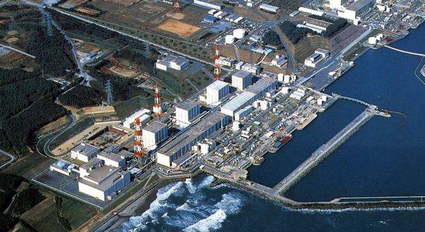 Panică în Japonia: Centrala Fukushima ar putea ceda din nou - centralafukushima219bc36589-1320221278.jpg