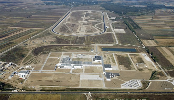 Daimler negociază cu Grupul Renault pentru a folosi Centrul Tehnic Titu pentru test - centrultehnictitu2-1403260698.jpg