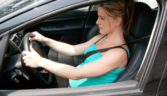 Folosiți centura de siguranță? - centura-1369143152.jpg