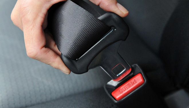 Centura de siguranță, un accesoriu opțional pentru unii șoferi - centura-1520959342.jpg