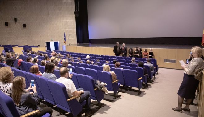 Ce filme sunt la Centrul 