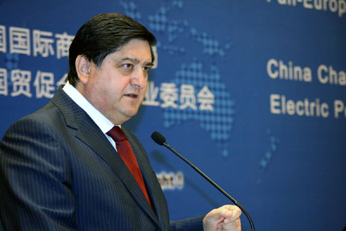 Ce proiecte discută ministrul economiei în China - ceproiecte-1402040691.jpg