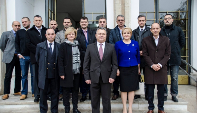 Ce proiecte au candidații PNL la alegerile parlamentare pentru județul Constanța - ceproiecteaucandidatiipnlcandida-1478798323.jpg