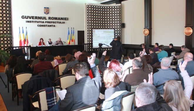 Ce proiecte de hotărâri au votat consilierii județeni - ceproiecteauvotatcjc-1402679137.jpg