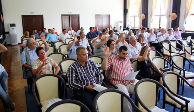 Ce proiecte de hotărâre au votat consilierii județeni - ceproiectedehotarareauvotatconsi-1406818280.jpg