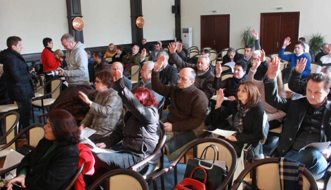 Ce proiecte  de hotărâri au votat consilierii județeni - ceproiectedehotararisedintaconsi-1399906697.jpg