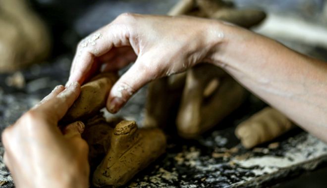 Eveniment inedit dedicat iubitorilor de ceramică monumentală - ceramica-1533132369.jpg