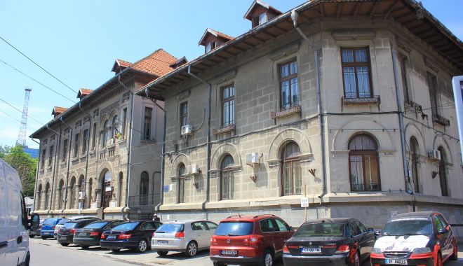 Noaptea cercetătorilor europeni, sărbătorită şi de elevii constănţeni - cercetatorijpg2-1664447814.jpg