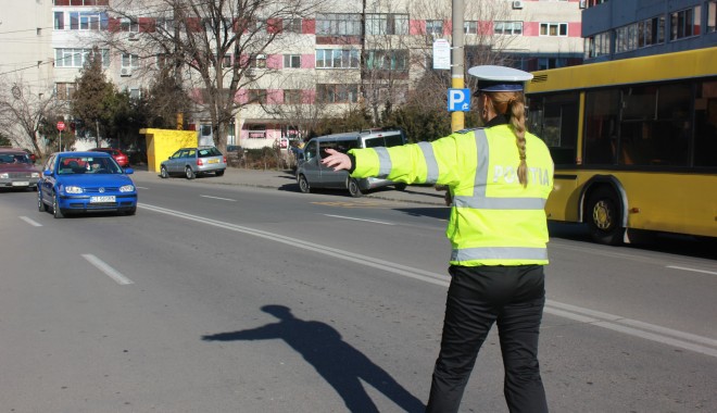 Recomandările polițiștilor rutieri constănțeni - cerecomandapolitistiirutieri-1393415535.jpg