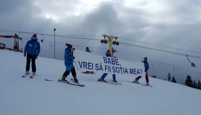 Cerere în căsătorie unică, pe o pârtie de schi din România - cerereincasatoriepepartielastraj-1519305909.jpg