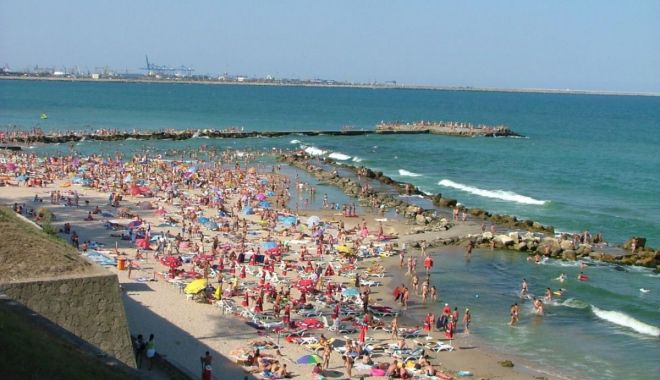 Cerere mare pentru vacanţele pe litoralul românesc - cereremarepentru-1622130091.jpg