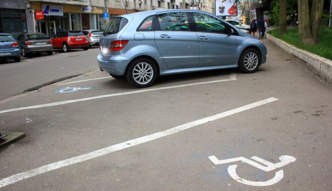 Ce riști dacă parchezi pe locul rezervat persoanelor cu handicap, în Constanța - ceristihandicapati1-1555514512.jpg