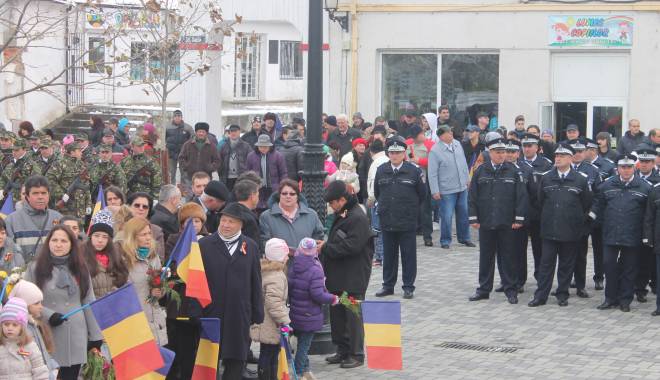 Cum a fost sărbătorită Ziua Națională la Cernavodă - cernavoda1dec2014021-1417510119.jpg